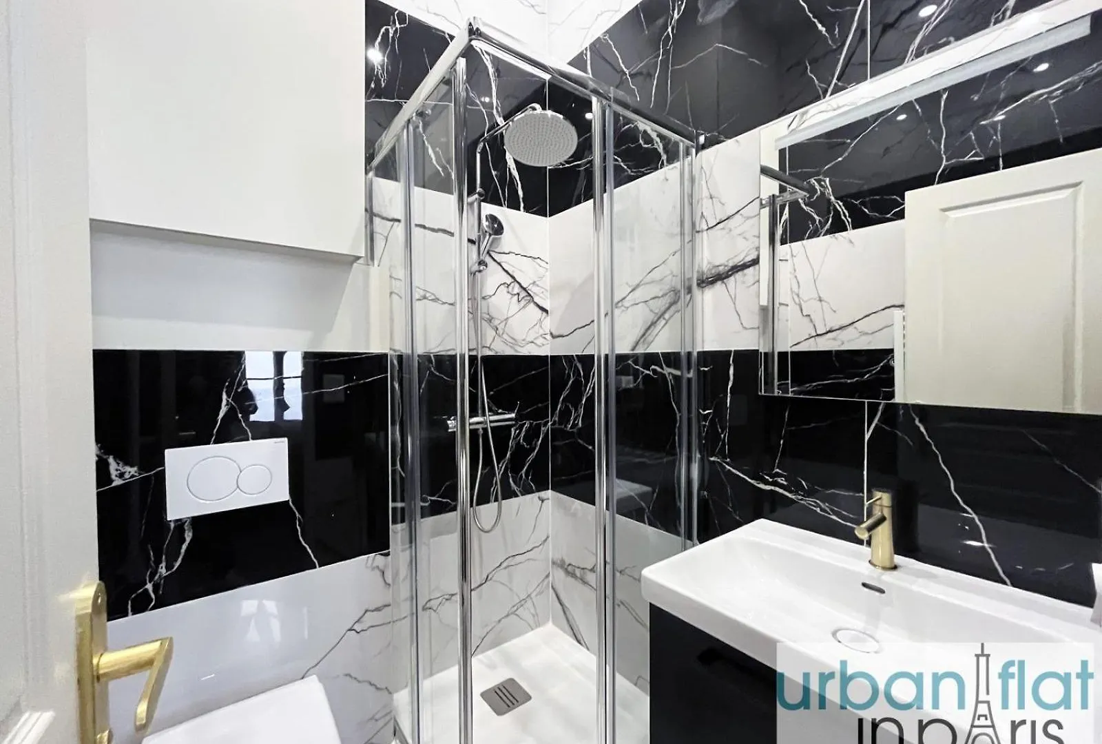 Urban Flat 188 - Stunning 4 Bedroom Flat In Paris Apartment